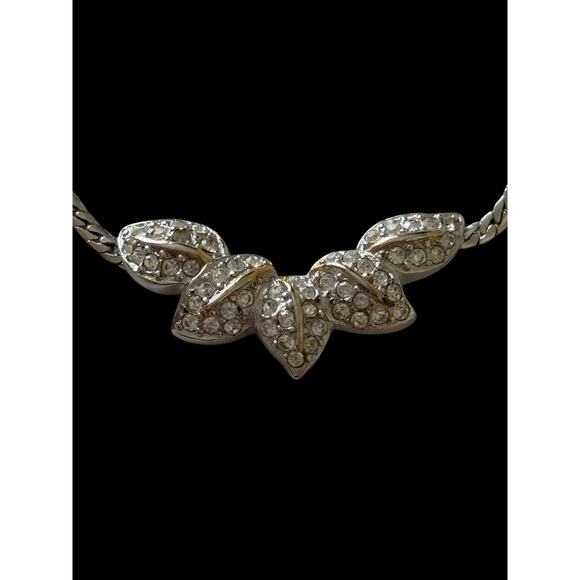 CHRISTIAN DIOR (Signed) BEAUTIFUL Silver-Tone PAVÉ LEAF CLUSTER NECKLACE - Picture 2 of 13